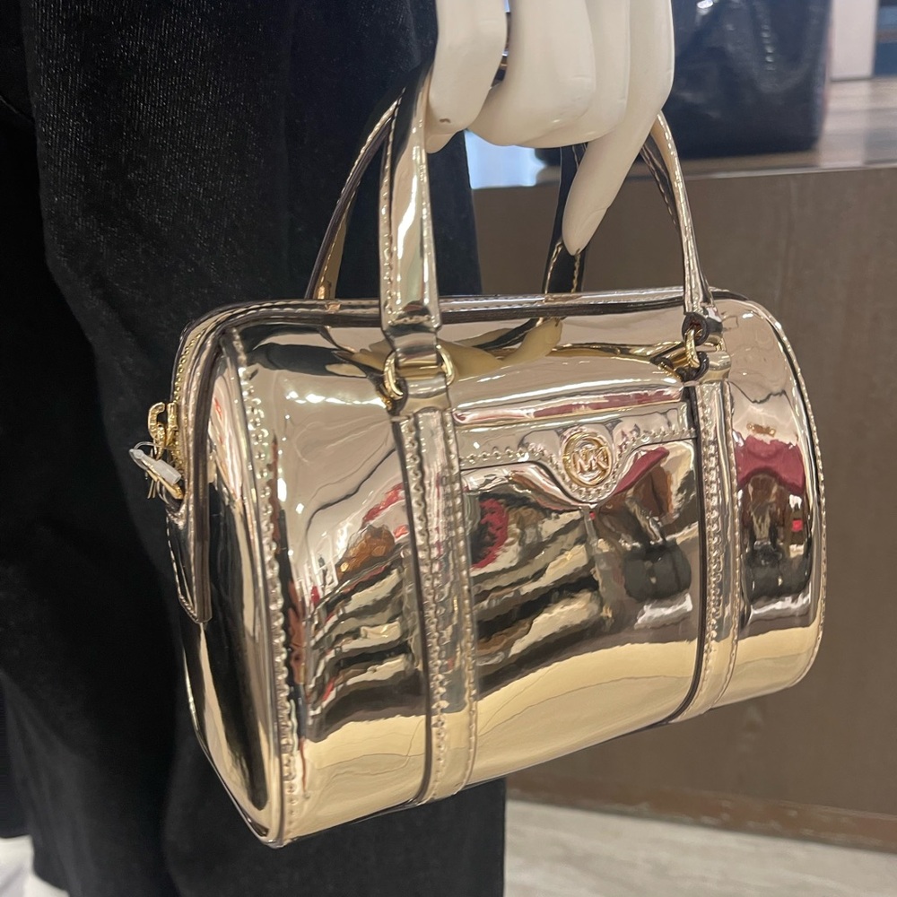 MICHAEL KORS Jet Set Small Metallic Convertible Crossbody Duffle Xbody Bag 
Pale - Picture 8 of 16